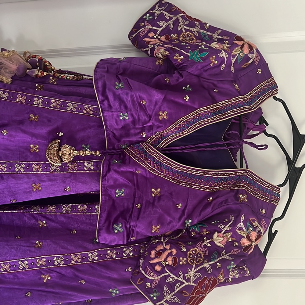 Purple Lehenga - Picture 5 of 9